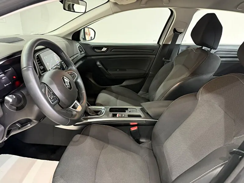 Renault Megane Sedan 1.3 TCe Touch EDC, fotoğraf 24