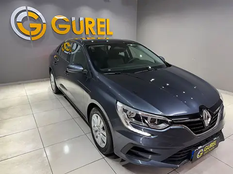 Renault Megane Sedan 1.3 TCe Touch EDC