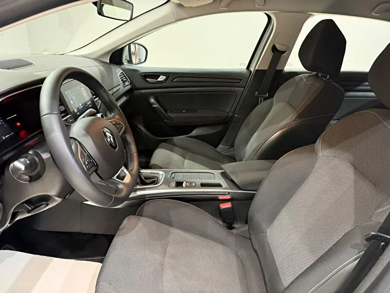 Renault Megane Sedan 1.3 TCe Touch EDC, fotoğraf 24