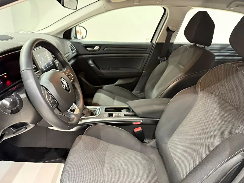 Renault Megane Sedan 1.3 TCe Touch EDC, fotoğraf 24