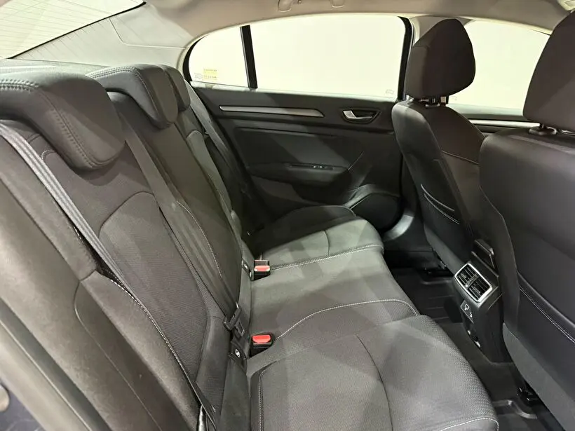 Renault Megane Sedan 1.3 TCe Touch, fotoğraf 12