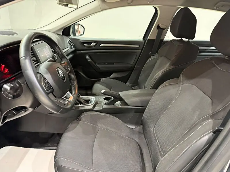 Renault Megane Sedan 1.3 TCe Touch, fotoğraf 24