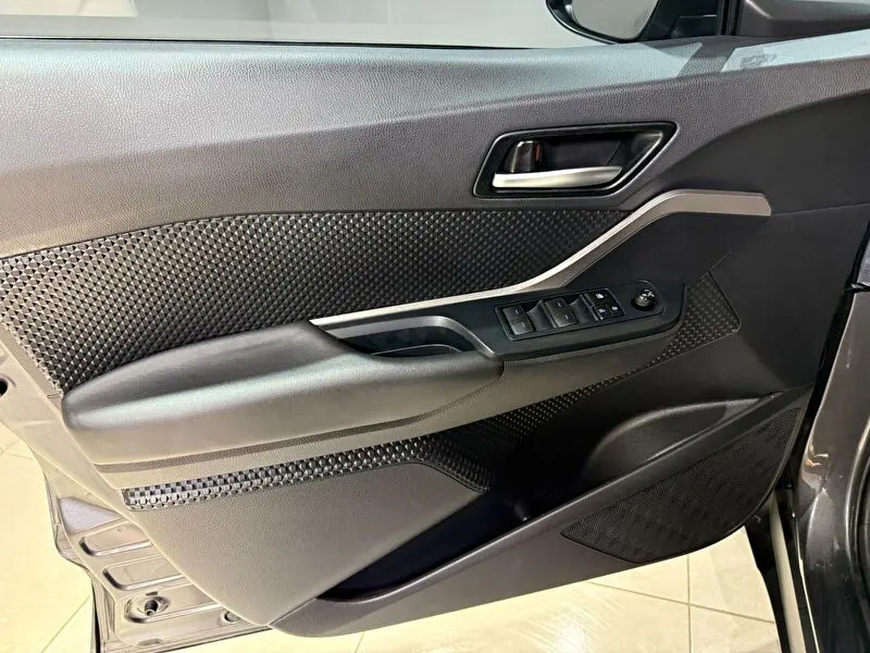 Toyota C-HR Crossover 1.8 Hybrid 4x2 Flame e-CVT, fotoğraf 23