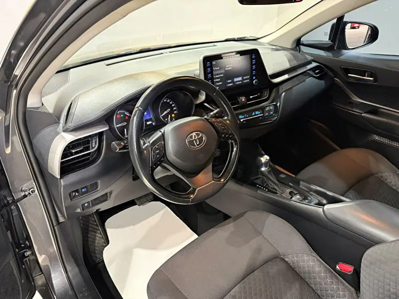 Toyota C-HR Crossover 1.8 Hybrid 4x2 Flame e-CVT, fotoğraf 25
