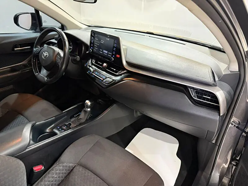 Toyota C-HR Crossover 1.8 Hybrid 4x2 Flame e-CVT, fotoğraf 27