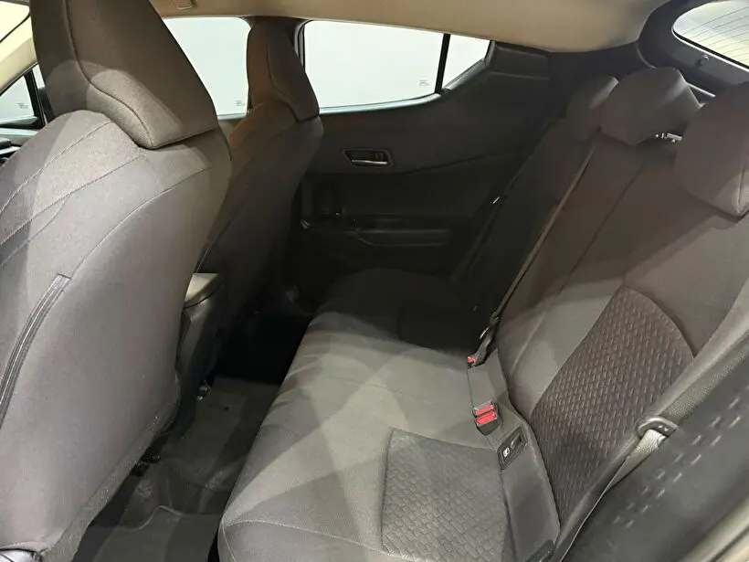 Toyota C-HR Crossover 1.8 Hybrid 4x2 Flame e-CVT, fotoğraf 10