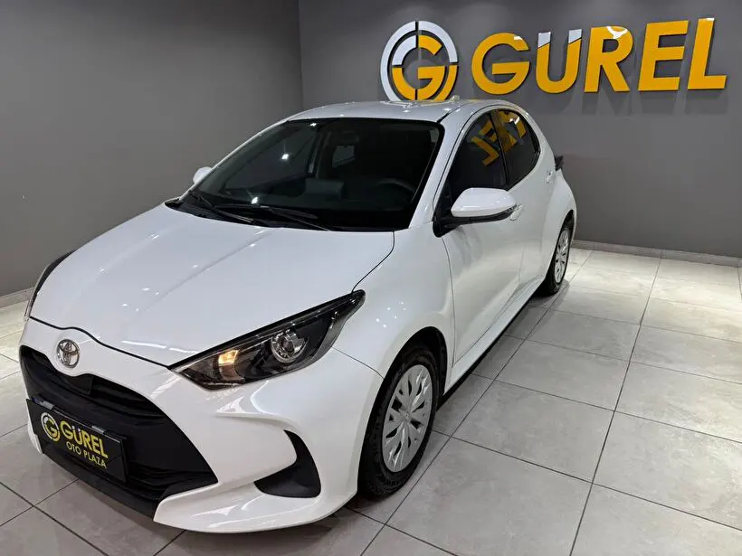 Toyota Yaris 1.0 Vision, fotoğraf 3