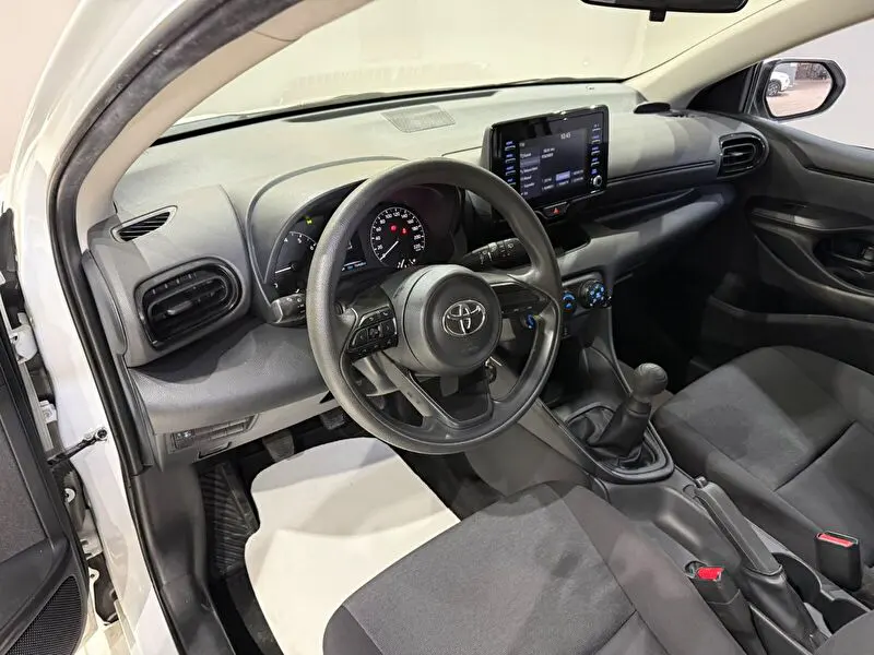Toyota Yaris 1.0 Vision, fotoğraf 25