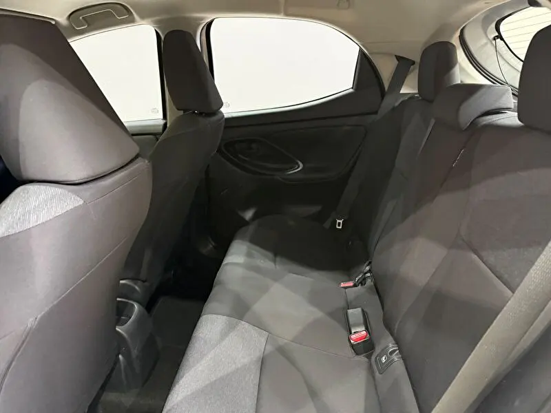 Toyota Yaris 1.0 Vision, fotoğraf 26
