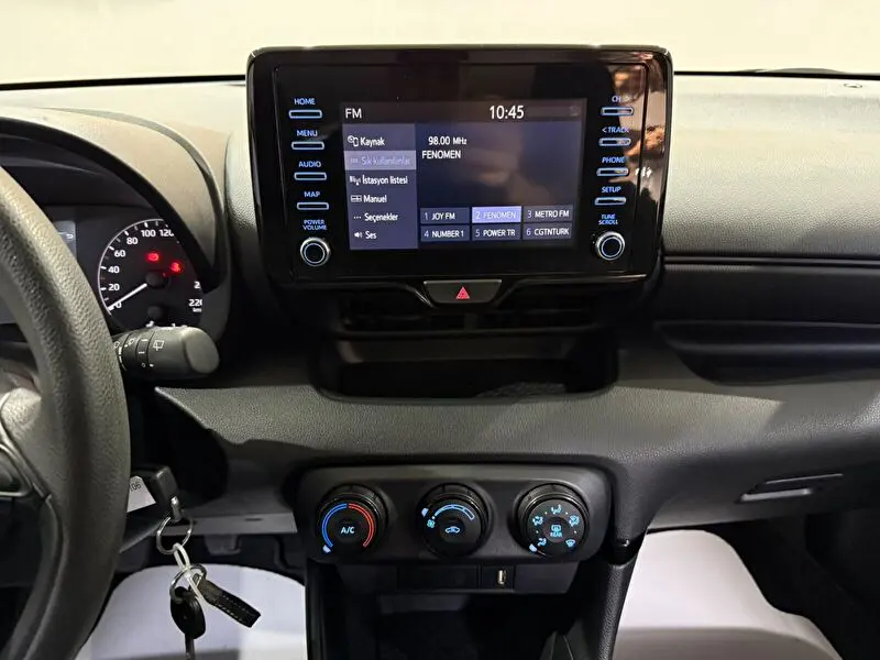 Toyota Yaris 1.0 Vision, fotoğraf 31