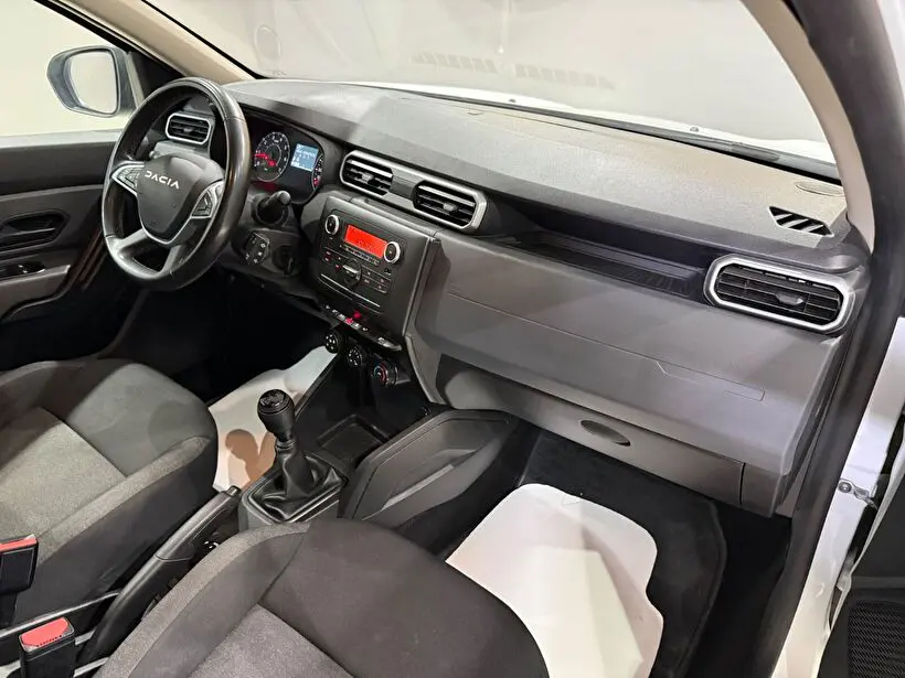 Dacia Duster Essential 1.3 TCE 4x4, fotoğraf 11