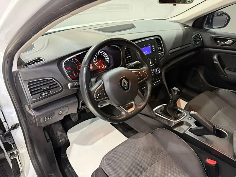 Renault Megane Sedan 1.3 TCe Joy Comfort EDC, fotoğraf 25