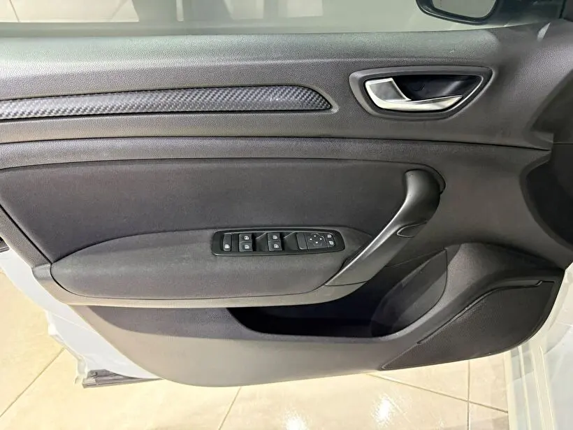 Renault Megane Sedan 1.3 TCe Joy Comfort EDC, fotoğraf 7