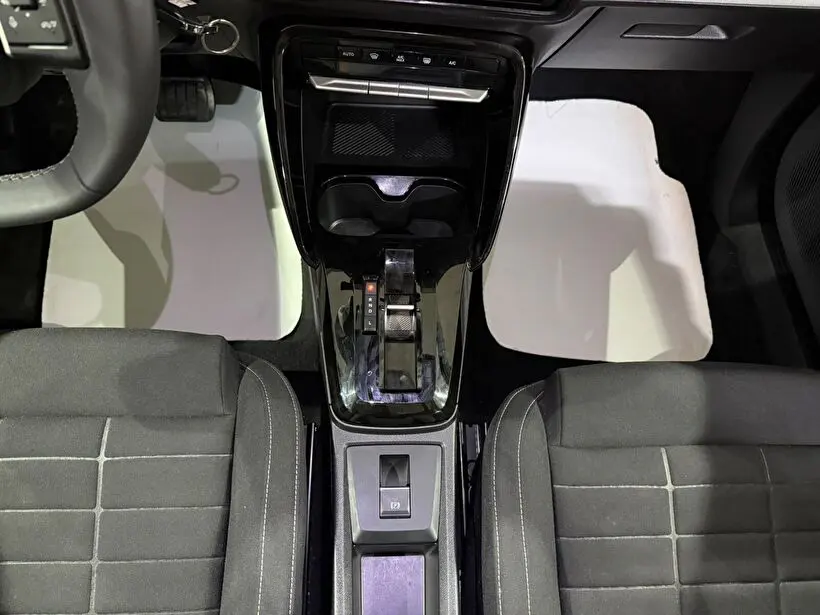 Citroen C3 AirCross 1.2 Hybrid Plus eDCS6, fotoğraf 16