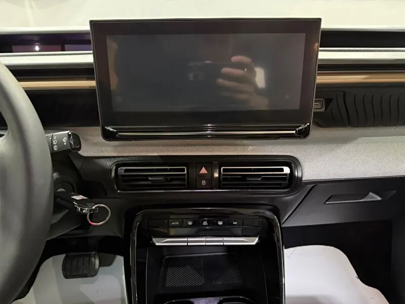 Citroen C3 AirCross 1.2 Hybrid Plus eDCS6, fotoğraf 31
