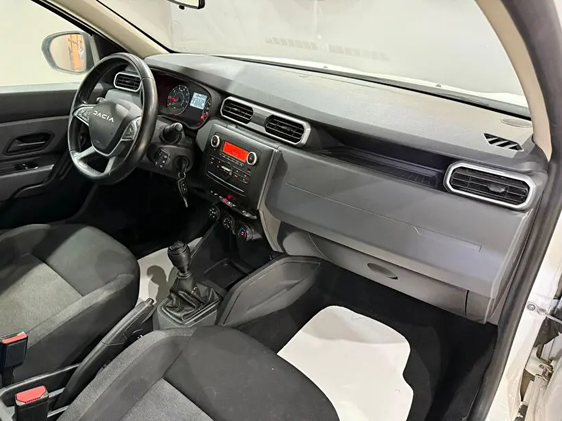 Dacia Duster Essential 1.3 TCE 4x4, fotoğraf 11