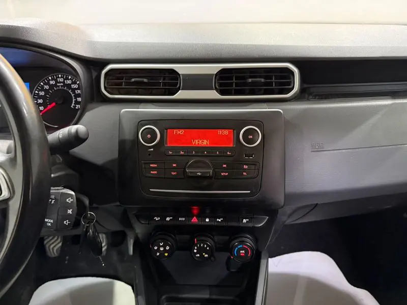 Dacia Duster Essential 1.3 TCE 4x4, fotoğraf 31