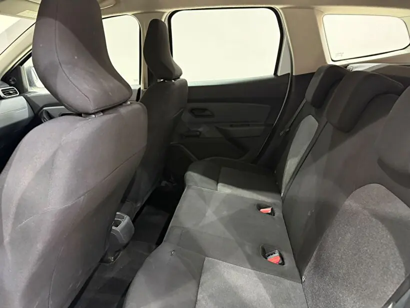 Dacia Duster Essential 1.3 TCE 4x4, fotoğraf 10