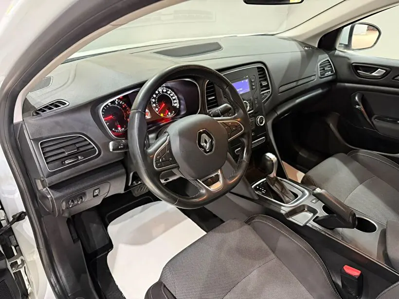 Renault Megane Sedan 1.3 TCe Joy EDC, fotoğraf 9