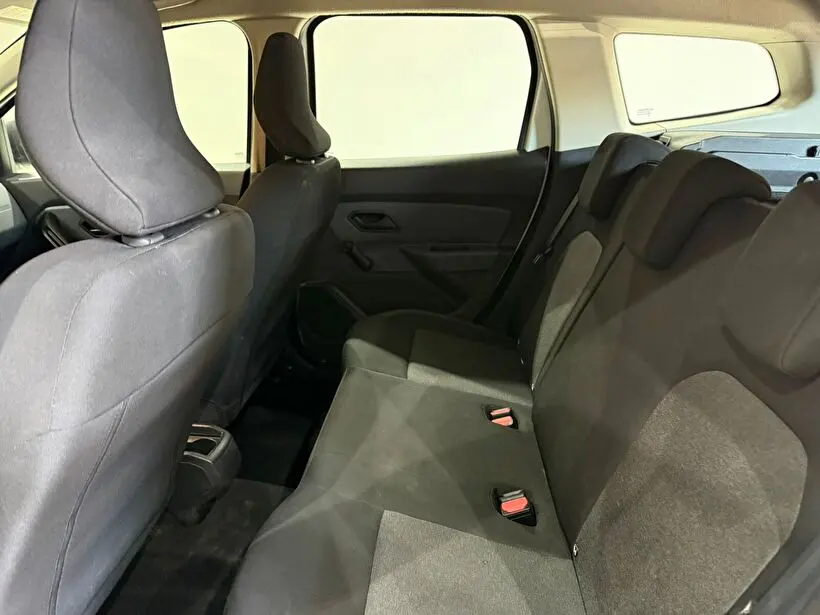 Dacia Duster Essential 1.3 TCE 4x4, fotoğraf 10