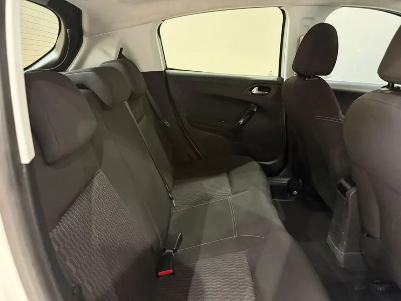 Peugeot 208 1.2 PureTech Active, fotoğraf 30