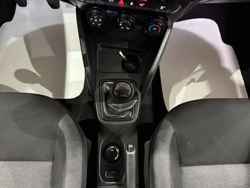 Dacia Duster Essential 1.3 TCE 4x4, fotoğraf 30