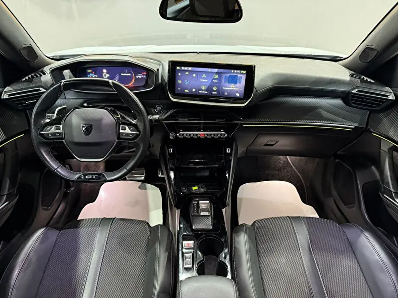Peugeot 2008 1.2 PureTech GT EAT8, fotoğraf 31