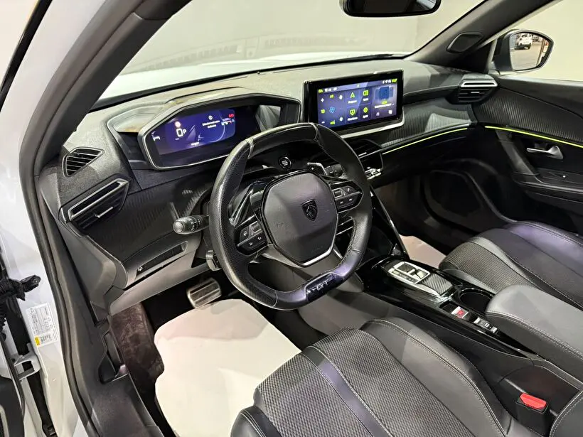 Peugeot 2008 1.2 PureTech GT EAT8, fotoğraf 9