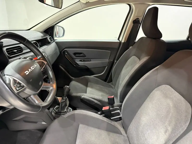 Dacia Duster Essential 1.3 TCE 4x4, fotoğraf 24