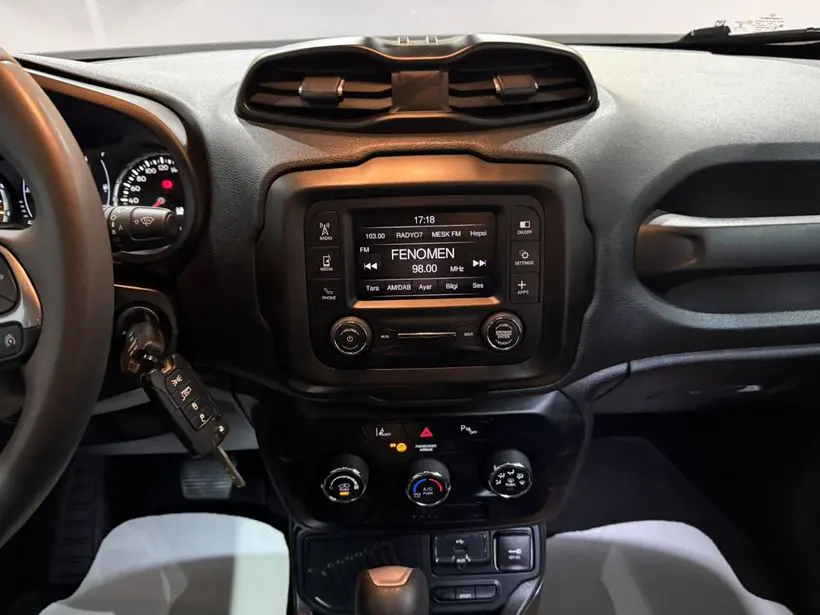 Jeep Renegade 1.3 Turbo 4x2 Longitude DDCT, fotoğraf 15