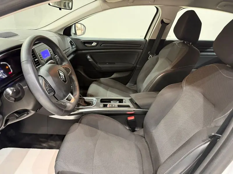 Renault Megane Sedan 1.3 TCE Joy, fotoğraf 24