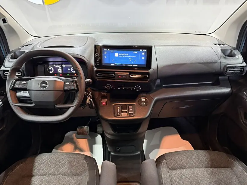 Opel Combo 1.5 D Essential, fotoğraf 13