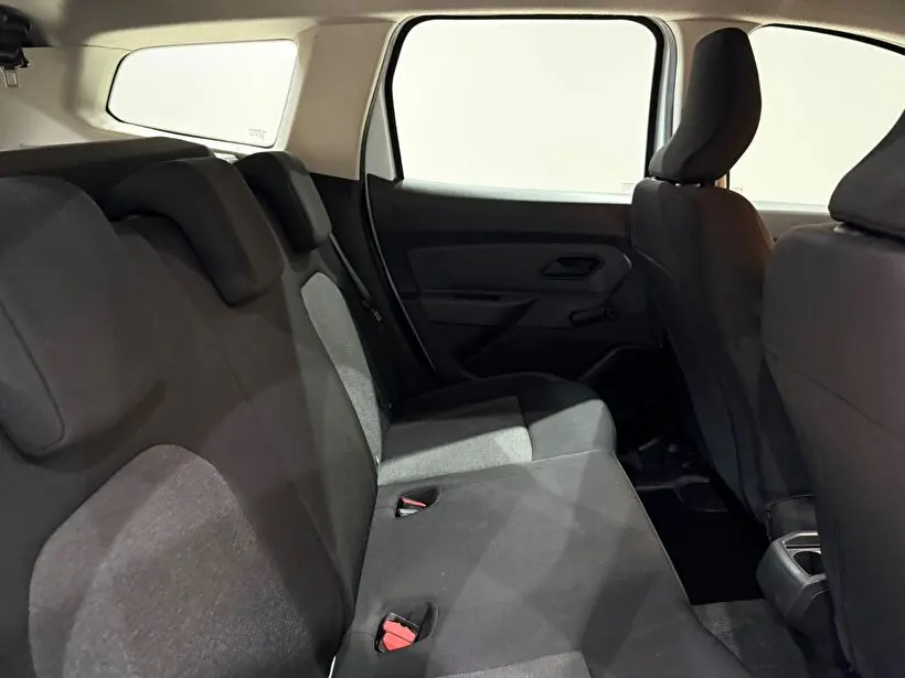 Dacia Duster Essential 1.3 TCE 4x4, fotoğraf 12