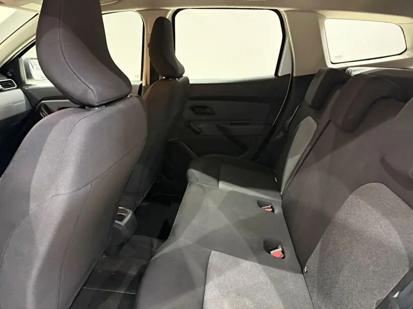 Dacia Duster Essential 1.3 TCE 4x4, fotoğraf 10