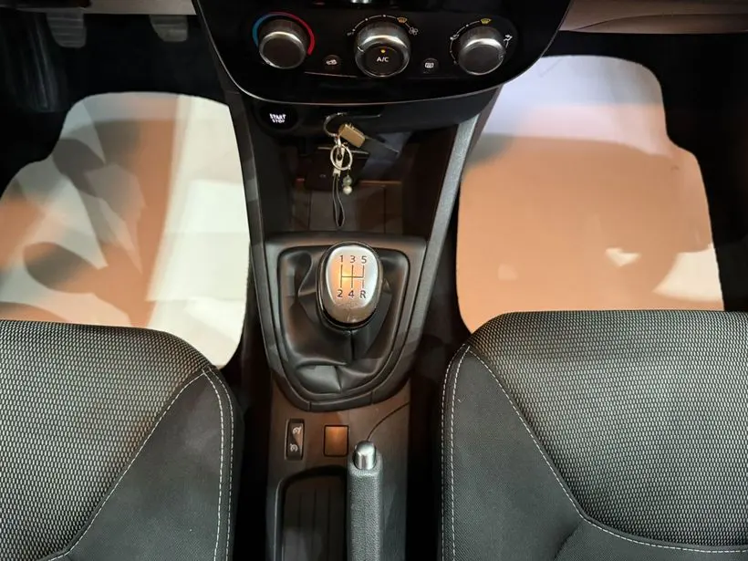 Renault Clio 0.9 TCe Joy, fotoğraf 16