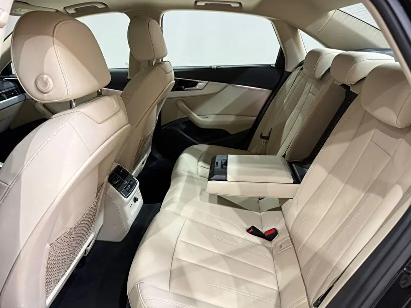 Audi A4 Sedan 40 TDI Quattro Advanced, fotoğraf 11
