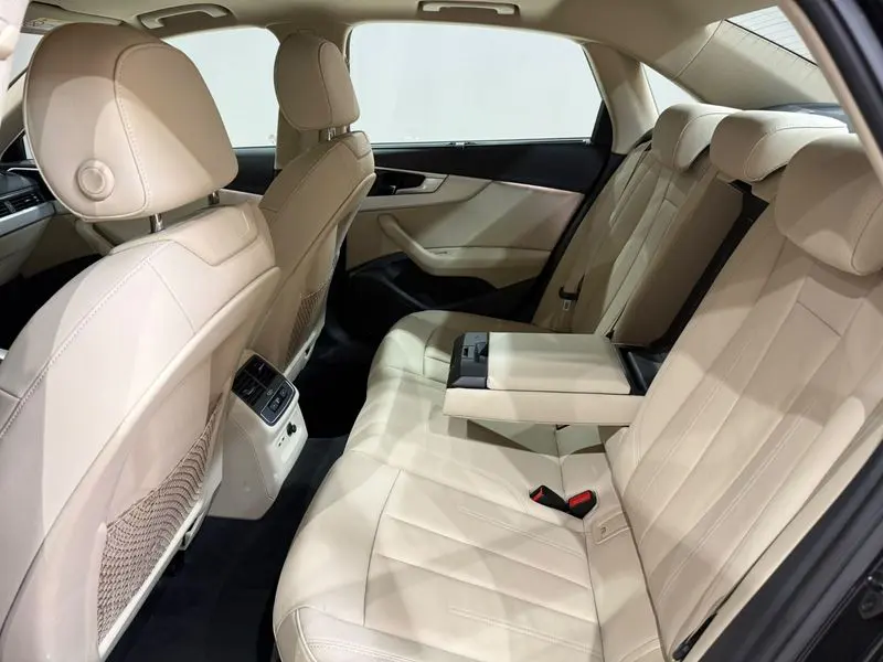 Audi A4 Sedan 40 TDI Quattro Advanced, fotoğraf 31