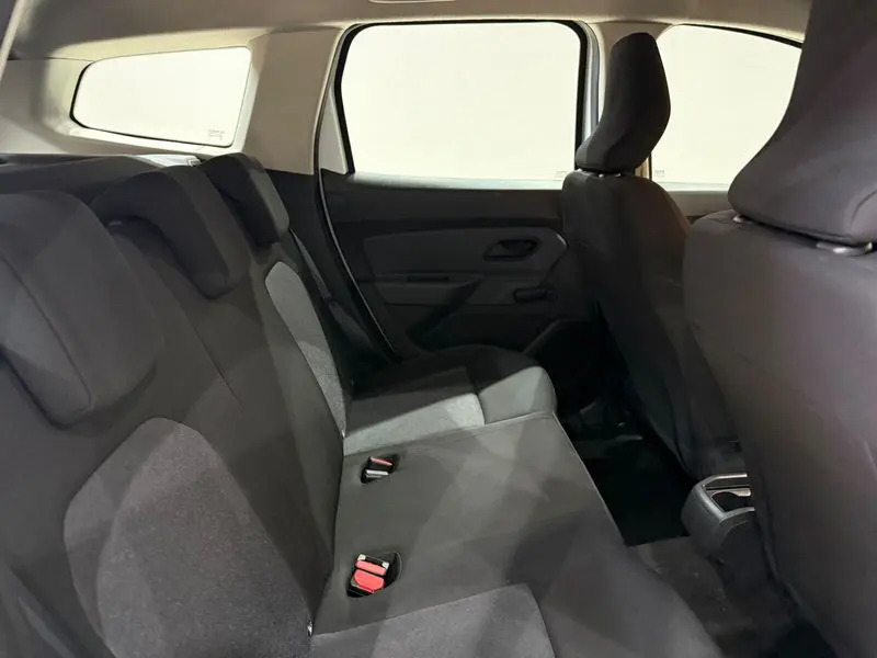Dacia Duster Essential 1.3 TCE 4x4, fotoğraf 28