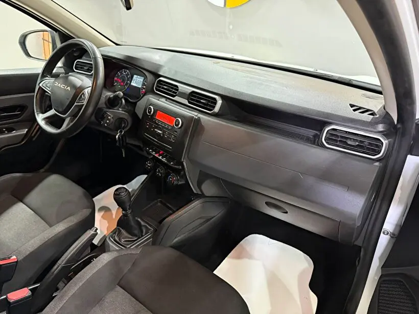 Dacia Duster Essential 1.3 TCE 4x4, fotoğraf 11