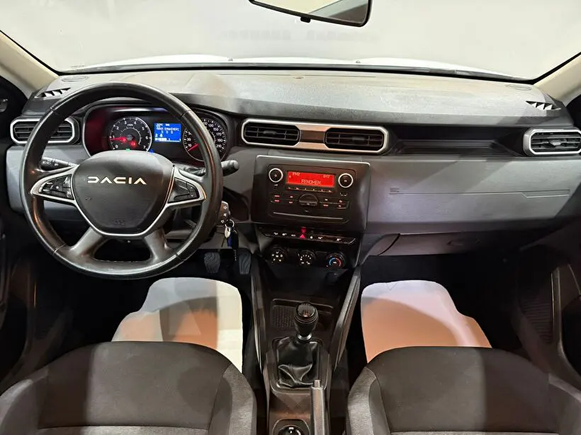 Dacia Duster Essential 1.3 TCE 4x4, fotoğraf 13