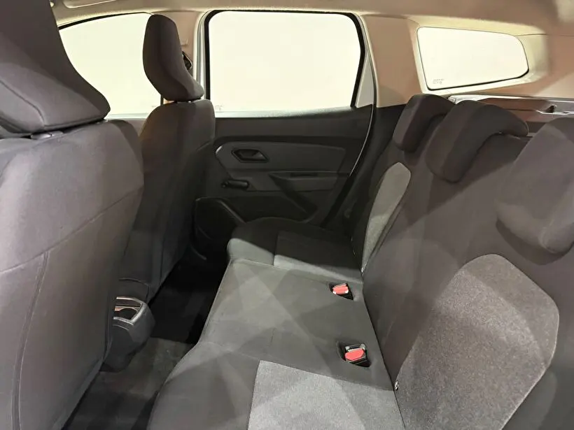 Dacia Duster Essential 1.3 TCE 4x4, fotoğraf 10