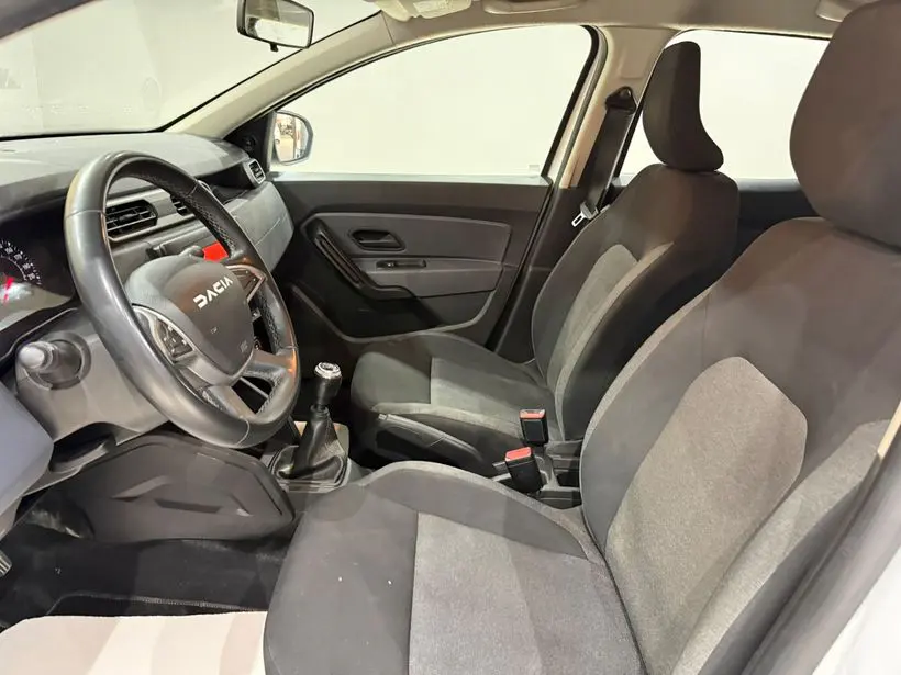 Dacia Duster Essential 1.3 TCE 4x4, fotoğraf 8