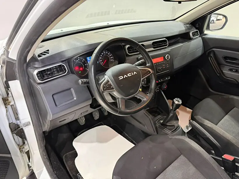 Dacia Duster Essential 1.3 TCE 4x4, fotoğraf 9
