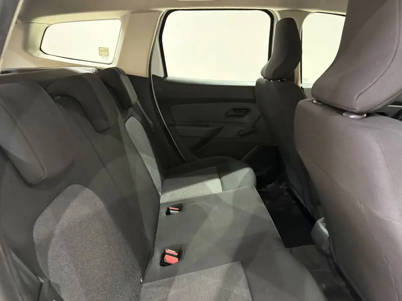 Dacia Duster Essential 1.3 TCE 4x4, fotoğraf 12