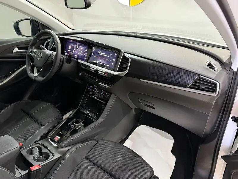 Opel Grandland 1.2 GS, fotoğraf 29