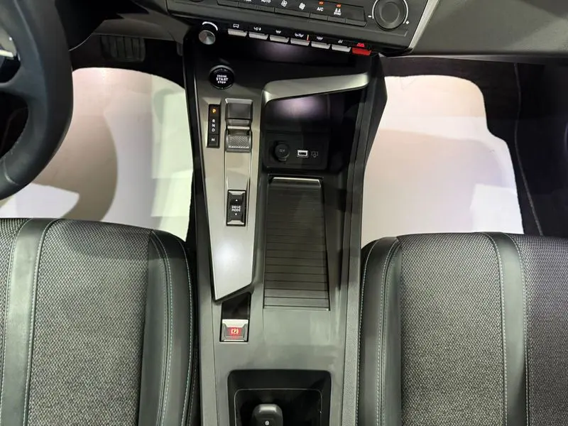 Peugeot 408 1.2 Puretech Allure EAT8, fotoğraf 32