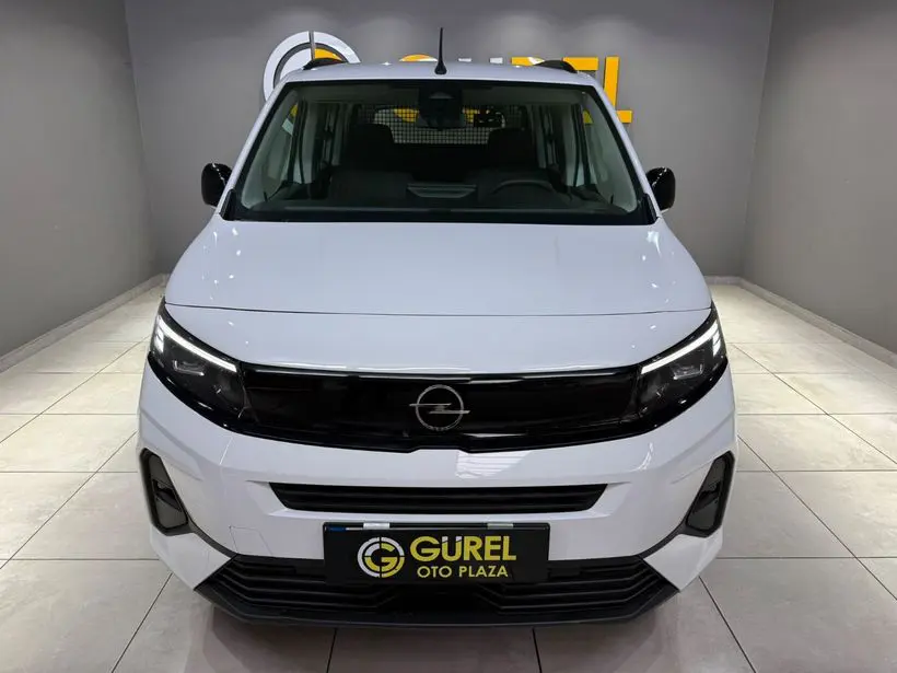 Opel Combo 1.5 D Essential, fotoğraf 2