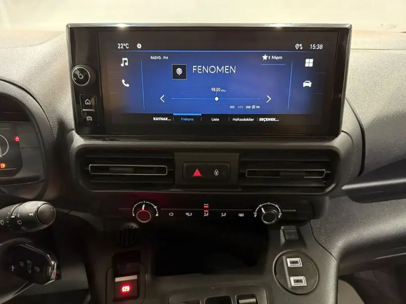Opel Combo 1.5 D Essential, fotoğraf 15