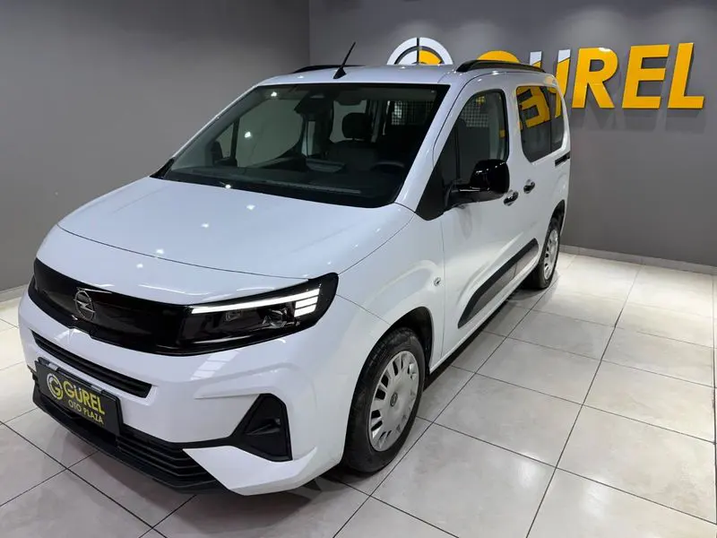 Opel Combo 1.5 D Essential, fotoğraf 19