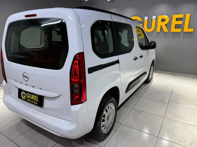 Opel Combo 1.5 D Essential, fotoğraf 22